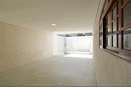 Garagem de casa à venda com 3 quartos, 370m² em Parque Terra Nova, São Bernardo do Campo