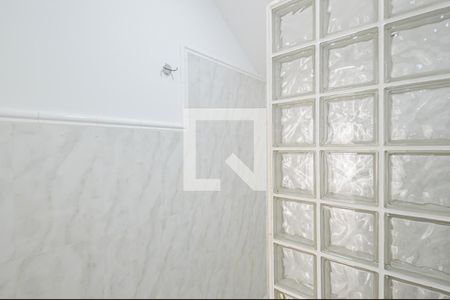 Banheiro da Suíte 2 de casa à venda com 3 quartos, 370m² em Parque Terra Nova, São Bernardo do Campo
