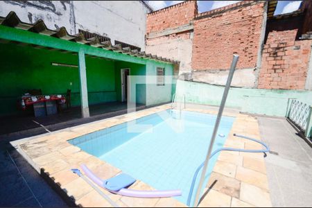 Piscina de casa à venda com 3 quartos, 400m² em Riachuelo, Rio de Janeiro