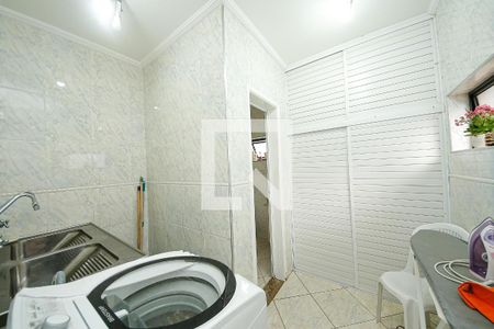 Área de Serviço de casa à venda com 8 quartos, 337m² em Jardim Independência (são Paulo), São Paulo