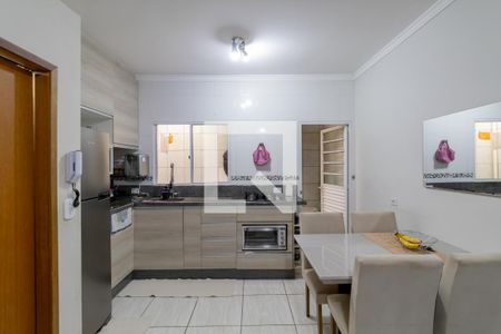 Cozinha de casa de condomínio à venda com 2 quartos, 70m² em Vila Ré, São Paulo