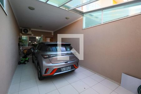Garagem de casa à venda com 3 quartos, 187m² em Vila Inglesa, São Paulo