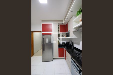 Cozinha de casa à venda com 3 quartos, 187m² em Vila Inglesa, São Paulo