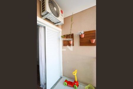 Varanda Suíte de casa à venda com 3 quartos, 187m² em Vila Inglesa, São Paulo