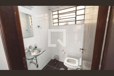 Lavabo de casa à venda com 3 quartos, 250m² em Conjunto Residencial Santa Terezinha, São Paulo