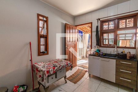 Cozinha de casa à venda com 3 quartos, 120m² em Coronel Aparicio Borges, Porto Alegre
