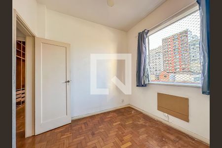Quarto 1 de apartamento para alugar com 3 quartos, 67m² em Catete, Rio de Janeiro