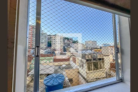 Vista - Quarto 2 de apartamento para alugar com 3 quartos, 67m² em Catete, Rio de Janeiro