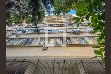 Fachada de apartamento para alugar com 3 quartos, 67m² em Catete, Rio de Janeiro