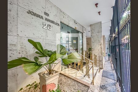 Área comum de apartamento para alugar com 3 quartos, 67m² em Catete, Rio de Janeiro