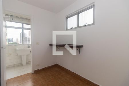 Quarto de Serviço de apartamento para alugar com 3 quartos, 103m² em Jardim da Gloria, São Paulo