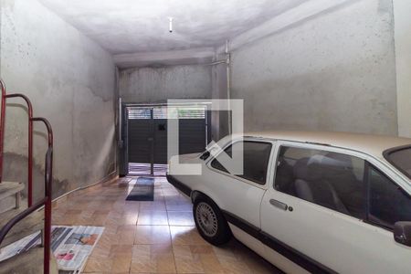 Garagem de casa à venda com 2 quartos, 100m² em Vila Bancaria, São Paulo