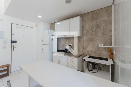 Cozinha de apartamento para alugar com 1 quarto, 46m² em Consolação, São Paulo