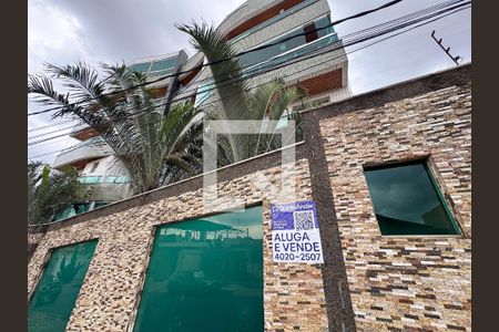 Placa  de apartamento para alugar com 3 quartos, 93m² em Inconfidentes, Contagem