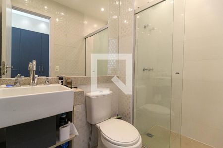 Banheiro de kitnet/studio para alugar com 1 quarto, 35m² em Indianópolis, São Paulo