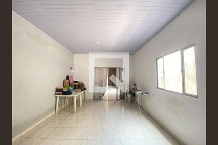 Corredor de casa à venda com 3 quartos, 130m² em Macedo, Guarulhos