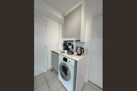 Sala/Cozinha de apartamento à venda com 1 quarto, 30m² em Parque Industrial Tomas Edson, São Paulo
