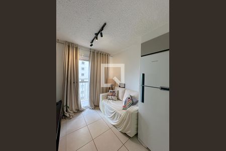 Sala/Cozinha de apartamento à venda com 1 quarto, 30m² em Parque Industrial Tomas Edson, São Paulo