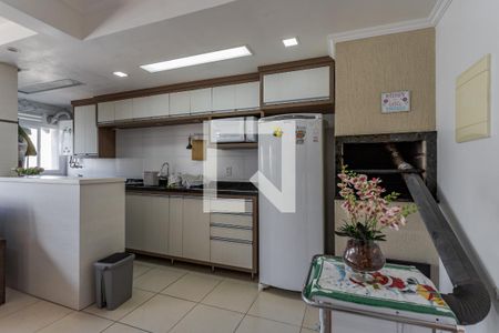 Cozinha e Área de Serviço de apartamento à venda com 2 quartos, 60m² em Vila Ipiranga, Porto Alegre