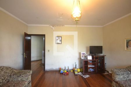 Sala de casa à venda com 4 quartos, 450m² em Areia Branca, Rio de Janeiro