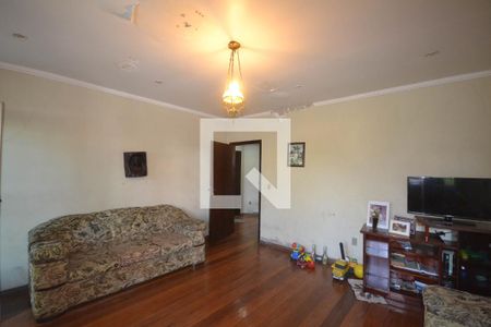 Sala de casa à venda com 4 quartos, 450m² em Areia Branca, Rio de Janeiro