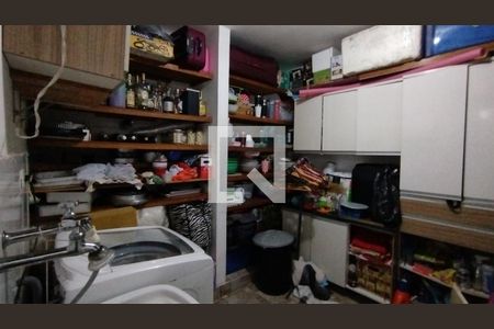 Área de serviço de casa à venda com 3 quartos, 150m² em Vila Azevedo, São Paulo
