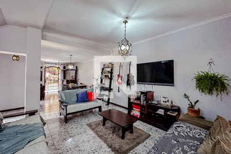 Sala de casa à venda com 3 quartos, 210m² em Vila Regente Feijó, São Paulo