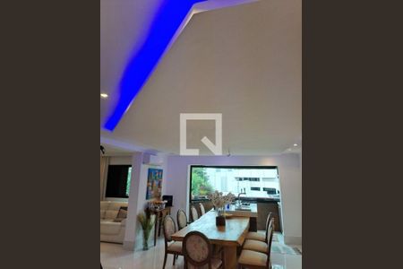 Apartamento à venda com 3 quartos, 164m² em Vila Regente Feijó, São Paulo