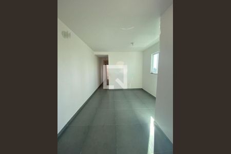 Apartamento à venda com 2 quartos, 32m² em Penha de França, São Paulo