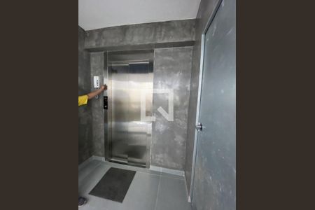 Apartamento à venda com 2 quartos, 32m² em Penha de França, São Paulo