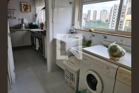 Apartamento à venda com 4 quartos, 146m² em Vila Suzana, São Paulo