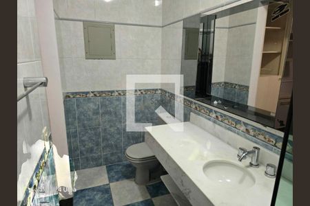 Casa à venda com 3 quartos, 240m² em Jardim Textil, São Paulo