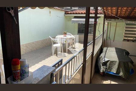 Casa à venda com 4 quartos, 660m² em Santa Rosa, Niterói