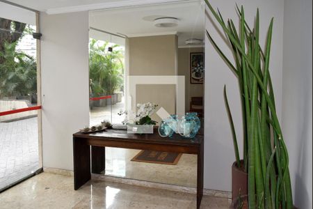 Hall de entrada de apartamento para alugar com 3 quartos, 110m² em Jardim Paulista, São Paulo
