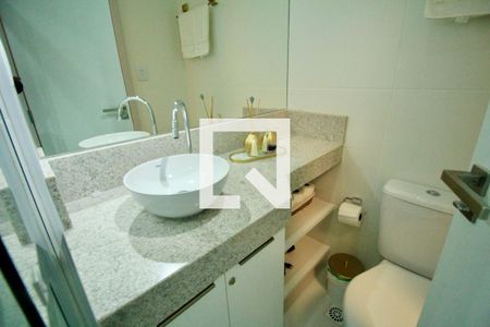Studio Banheiro de kitnet/studio para alugar com 1 quarto, 16m² em Pituba, Salvador