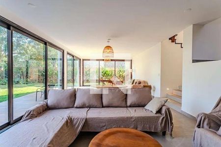 Casa à venda com 4 quartos, 357m² em Alto de Pinheiros, São Paulo