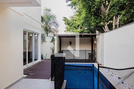 Casa de Condomínio à venda com 3 quartos, 348m² em Jardim Panorama, São Paulo