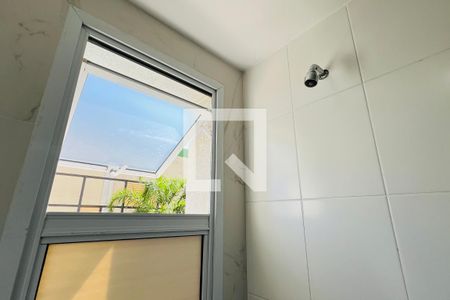 Banheiro de apartamento para alugar com 2 quartos, 63m² em Vila Barros, Guarulhos