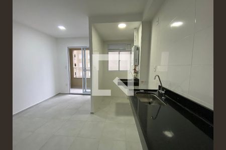 Sala de apartamento para alugar com 2 quartos, 40m² em Del Castilho, Rio de Janeiro