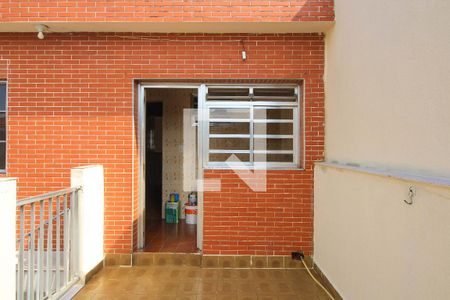 Área externa de casa à venda com 3 quartos, 98m² em Jardim Regina, São Paulo