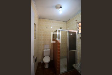 Banheiro de casa à venda com 3 quartos, 98m² em Jardim Regina, São Paulo