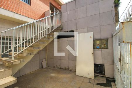 Garagem de casa à venda com 3 quartos, 98m² em Jardim Regina, São Paulo