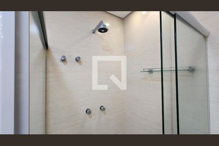 Banheiro da Suíte 2 de apartamento para alugar com 4 quartos, 360m² em José Menino, Santos