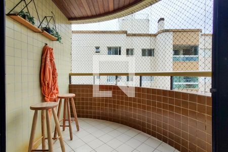 Sacada de apartamento para alugar com 2 quartos, 92m² em Vila Tupi, Praia Grande