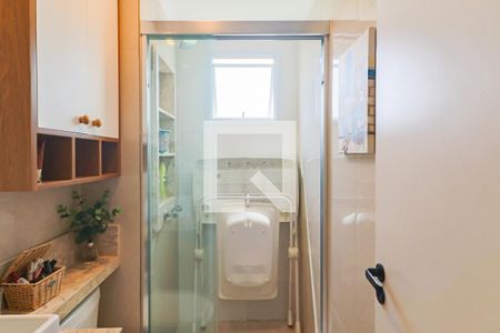 Banheiro Social de apartamento à venda com 2 quartos, 65m² em Jaguaré, São Paulo