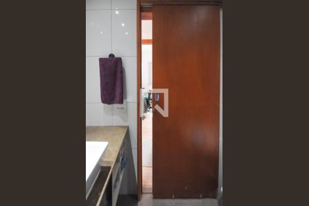 Banheiro Social de apartamento à venda com 3 quartos, 74m² em Baeta Neves, São Bernardo do Campo