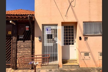 Fachada de casa para alugar com 1 quarto, 30m² em Parque da Vila Prudente, São Paulo