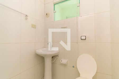 Banheiro de casa para alugar com 1 quarto, 30m² em Parque da Vila Prudente, São Paulo