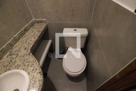 Lavabo de apartamento para alugar com 1 quarto, 62m² em Parque Campolim, Sorocaba