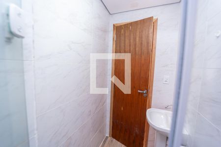 Banheiro de apartamento para alugar com 1 quarto, 36m² em Cidade Antônio Estêvão de Carvalho, São Paulo